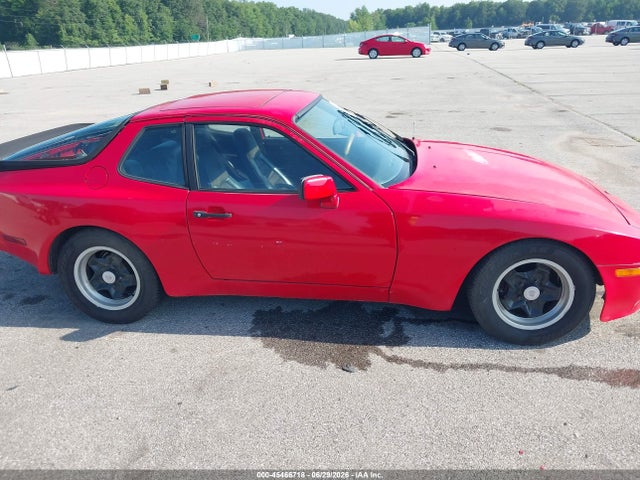 45466718 :رقم المزاد ، WP0AA0940EN460342 vin ، 1984 Porsche 944 مزاد بيع