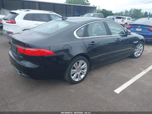 SAJBD4BVXGCY07407 Jaguar Xf 35t Premium