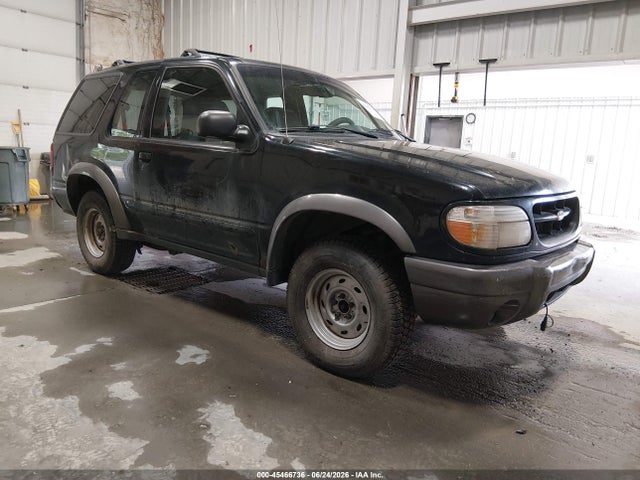 Auction sale of the 2000 Ford Explorer Sport, vin: 1FMYU70E0YUA89693, lot number: 45466736