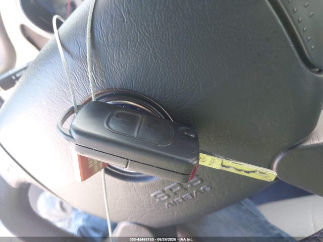 45466765 :رقم المزاد ، WDBKK47F6WF069753 vin ، 1998 Mercedes-benz Slk 230 مزاد بيع