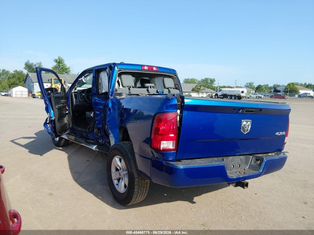 Продажа на аукционе авто 2018 Ram 1500 Express  4x4 6'4 Box, vin: 1C6RR7FG2JS246801, номер лота: 45466775