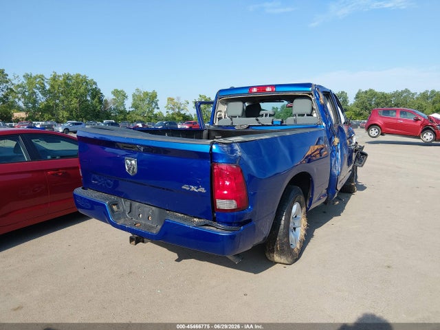 Продажа на аукционе авто 2018 Ram 1500 Express  4x4 6'4 Box, vin: 1C6RR7FG2JS246801, номер лота: 45466775