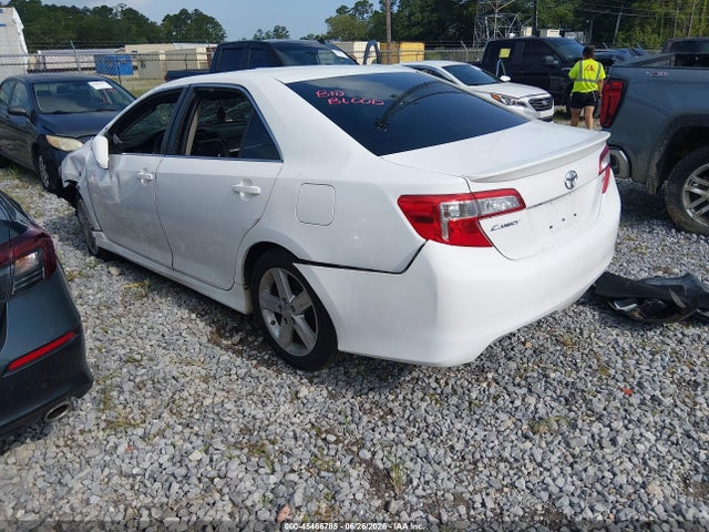 Toyota CAMRY SE 2014 4T1BF1FK2EU438410 Image 3