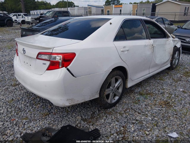 Toyota CAMRY SE 2014 4T1BF1FK2EU438410 Image 4