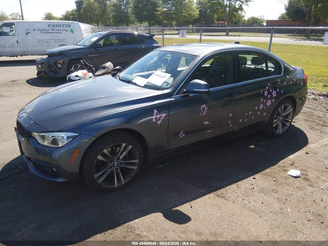 45466845 :رقم المزاد ، WBA8D9G35HNU65106 vin ، 2017 Bmw 330i Xdrive مزاد بيع