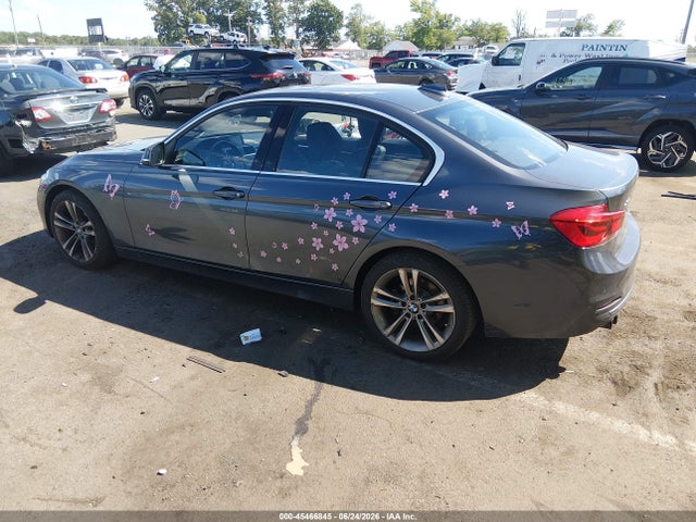45466845 :رقم المزاد ، WBA8D9G35HNU65106 vin ، 2017 Bmw 330i Xdrive مزاد بيع