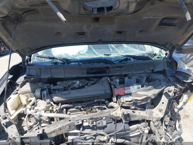 Nissan ROGUE SV 2018 5N1AT2MT6JC832109 Image 10