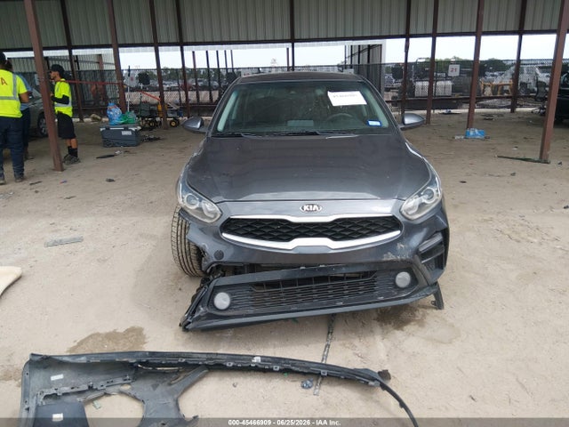 45466909 :رقم المزاد ، 3KPF24AD6ME354552 vin ، 2021 Kia Forte Lxs مزاد بيع