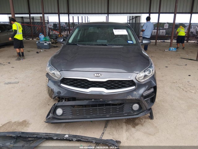 45466909 :رقم المزاد ، 3KPF24AD6ME354552 vin ، 2021 Kia Forte Lxs مزاد بيع