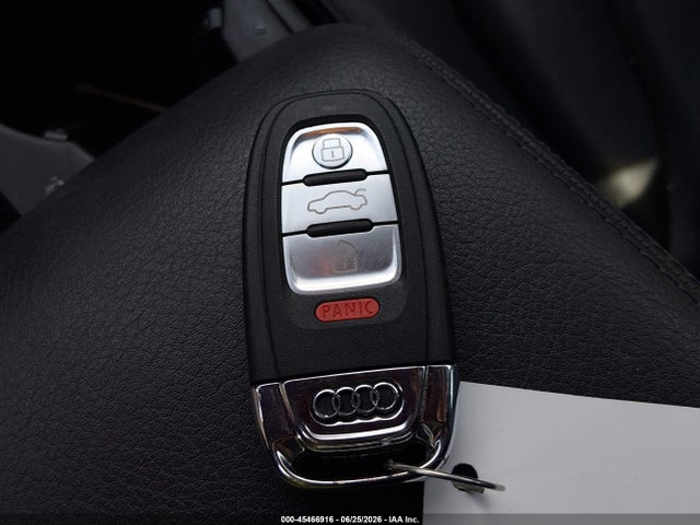 45466916 :رقم المزاد ، WAUFFAFL6EN027064 vin ، 2014 Audi A4 2.0t Premium مزاد بيع