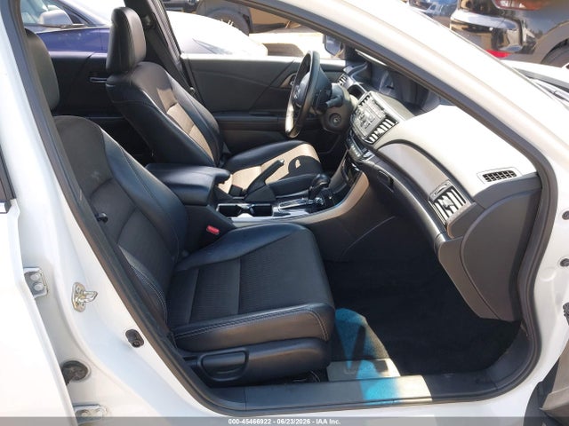 1HGCR2F56HA042262 Honda Accord Sport