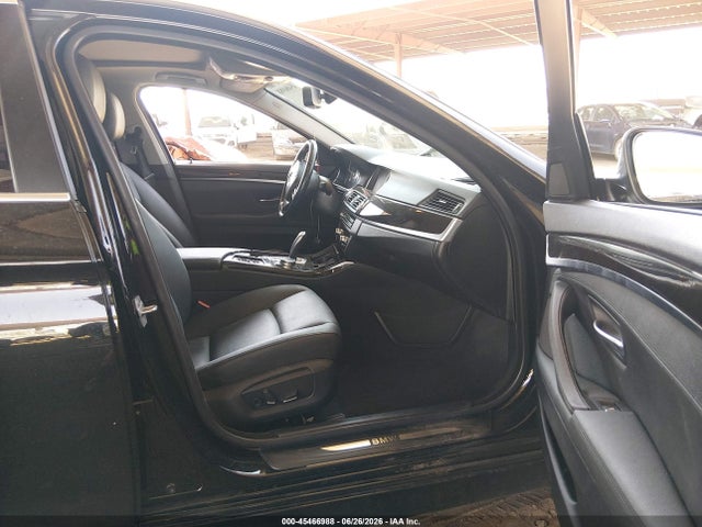 WBA5A5C55FD522953 BMW 528I