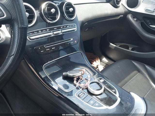 2017 Mercedes-benz Glc 300 Coupe 4matic მანქანა იყიდება აუქციონზე, vin: WDC0J4KB1HF177145, აუქციონის ნომერი: 45466996