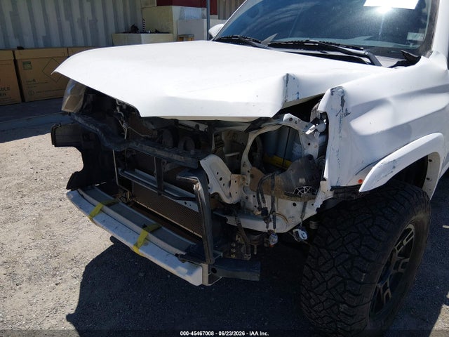 Toyota 4RUNNER SR5 2021 JTEMU5JR4M5941830 Image 6