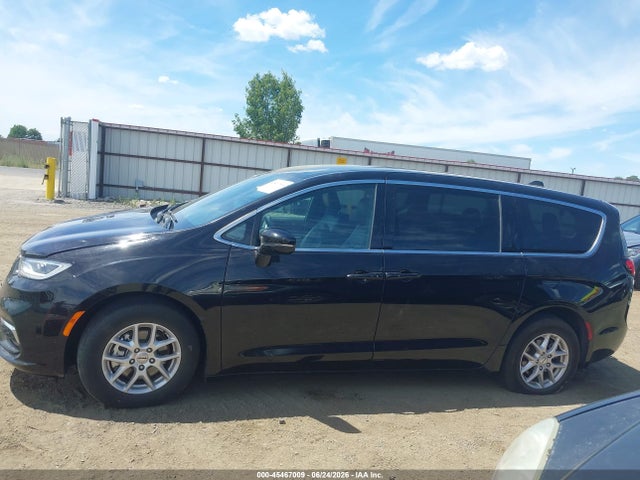 Продажа на аукционе авто 2025 Chrysler Pacifica Select, vin: 2C4RC1BG9SR511603, номер лота: 45467009