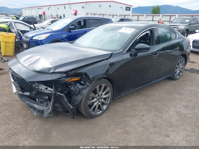 Mazda Mazda3 Premium 2022 3MZBPBDL7NM300298 Image 2