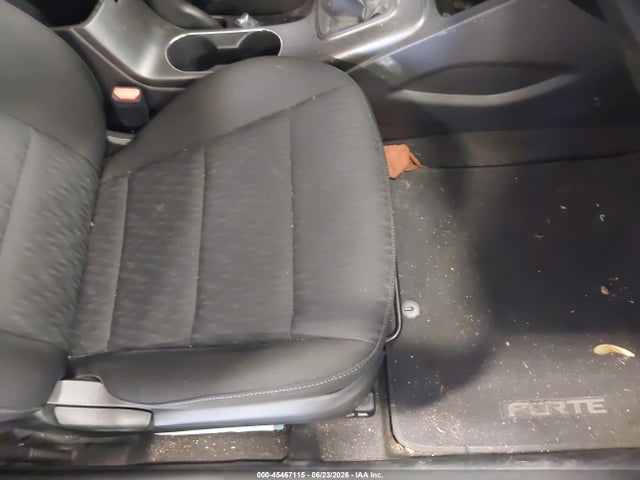 Продажа на аукционе авто 2016 Kia Forte Lx, vin: KNAFK4A60G5441300, номер лота: 45467115