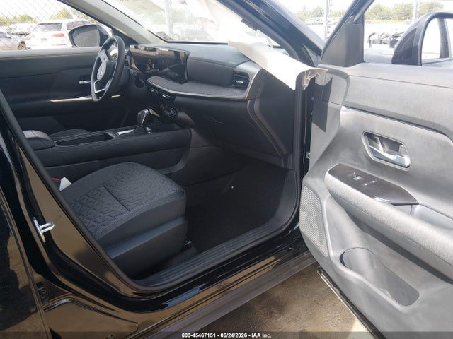 Nissan KICKS SV 2026 3N8AP6CE4TL400598 Image 5