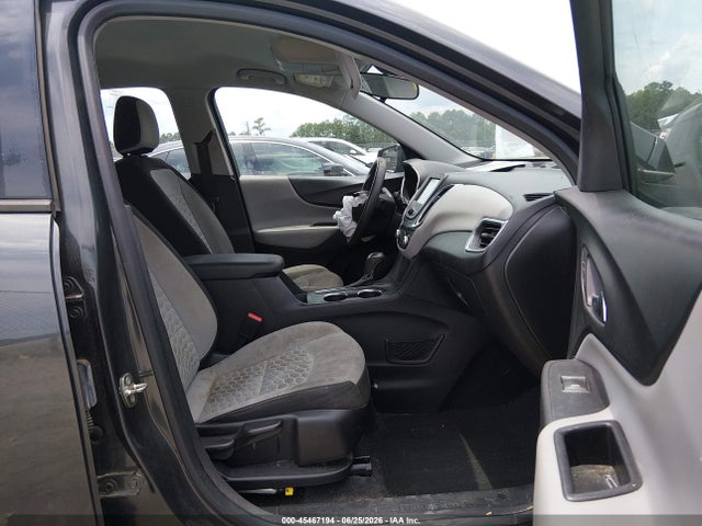 2GNAXHEV8J6270080 Chevrolet EQUINOX LS