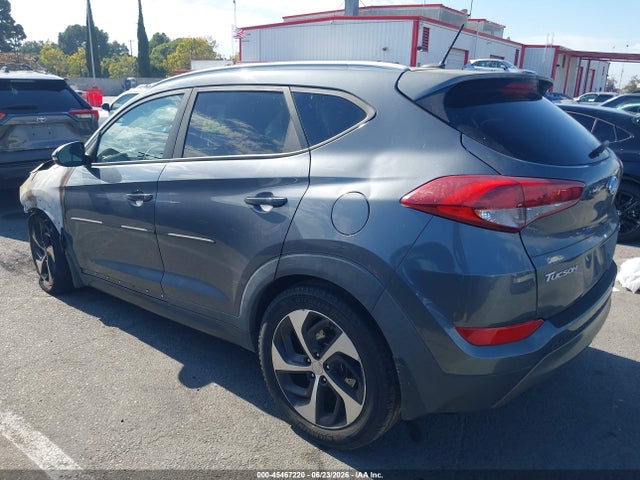 Hyundai Tucson Sport 2016 KM8J3CA24GU080639 Image 3