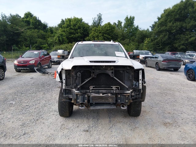 45467236 :رقم المزاد ، 1GT12UEY9HF200209 vin ، 2017 Gmc Sierra 2500hd Denali مزاد بيع