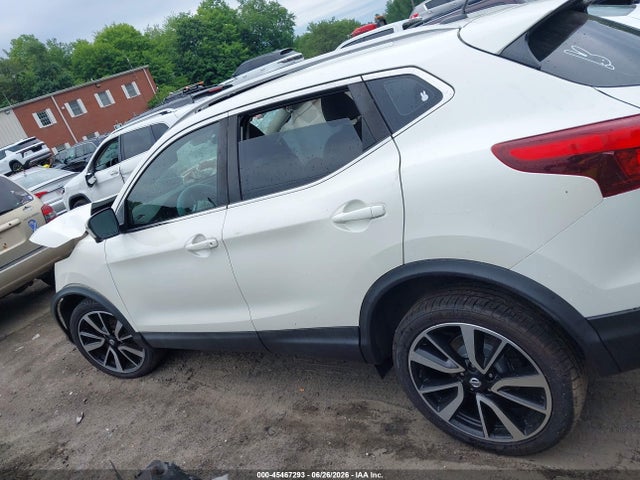 2017 Nissan Rogue Sport Sl მანქანა იყიდება აუქციონზე, vin: JN1BJ1CR3HW125298, აუქციონის ნომერი: 45467293