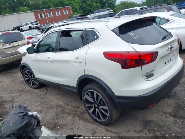 2017 Nissan Rogue Sport Sl მანქანა იყიდება აუქციონზე, vin: JN1BJ1CR3HW125298, აუქციონის ნომერი: 45467293