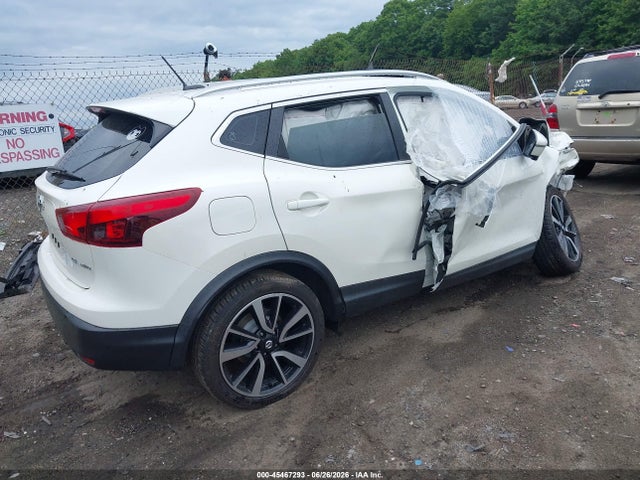 2017 Nissan Rogue Sport Sl მანქანა იყიდება აუქციონზე, vin: JN1BJ1CR3HW125298, აუქციონის ნომერი: 45467293