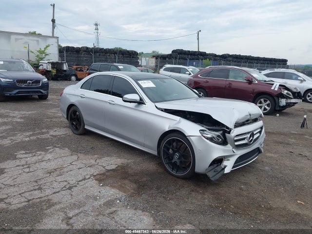 Mercedes-Benz E 300 4matic 2019 WDDZF4KB1KA582978 главное изображение