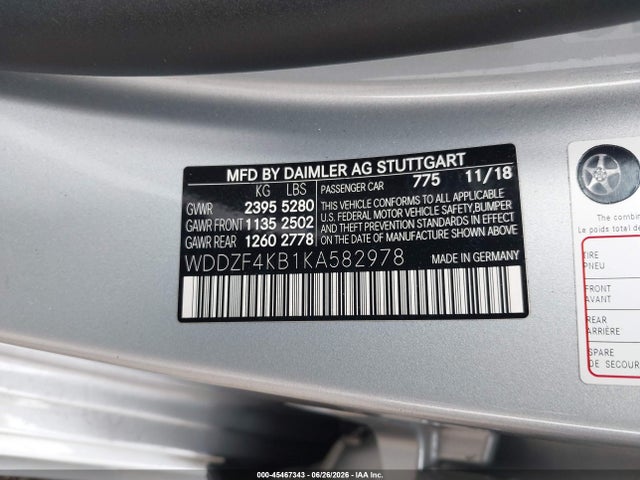 WDDZF4KB1KA582978 Mercedes-Benz E 300 4matic
