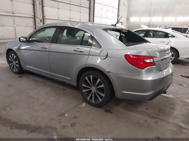 Продаж на аукціоні авто 2013 Chrysler 200 Limited, vin: 1C3CCBCG8DN687153, номер лоту: 45467350