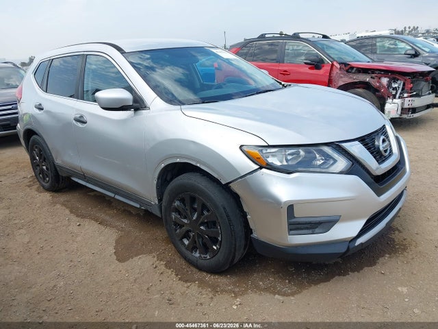 Nissan ROGUE S 2017 JN8AT2MT4HW136754 Image 1