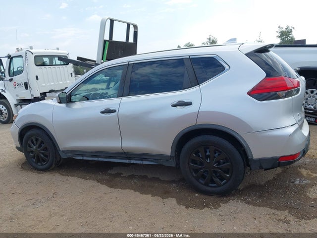 Nissan ROGUE S 2017 JN8AT2MT4HW136754 Image 14