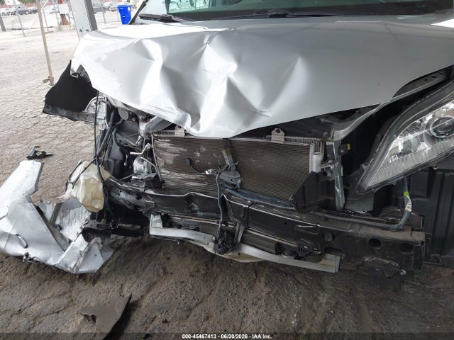 Toyota SIENNA XLE 2020 5TDYZ3DC1LS060353 Image 6