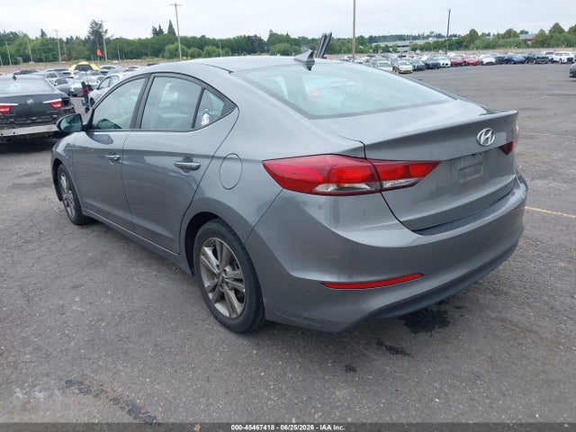 45467418 :رقم المزاد ، 5NPD84LF9JH300822 vin ، 2018 Hyundai Elantra Sel مزاد بيع