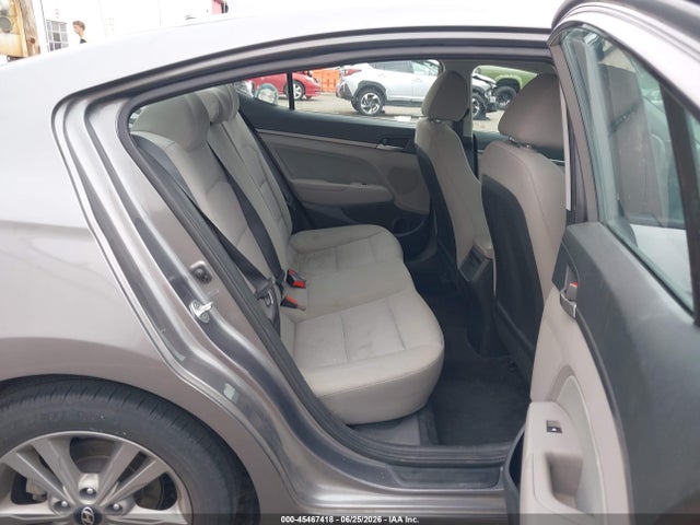 45467418 :رقم المزاد ، 5NPD84LF9JH300822 vin ، 2018 Hyundai Elantra Sel مزاد بيع