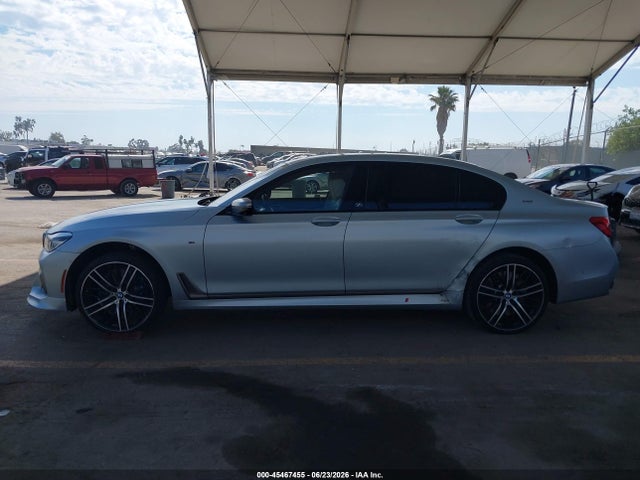 BMW M760i Xdrive 2018 WBA7H6C52JG614930 Image 14