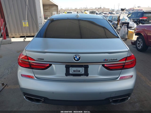 BMW M760i Xdrive 2018 WBA7H6C52JG614930 Image 16