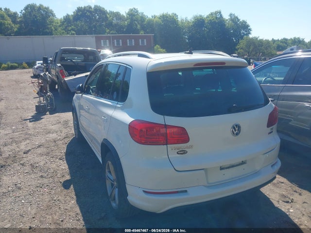 Auction sale of the 2017 Volkswagen Tiguan 2.0t Sport, vin: WVGUV7AX0HK015794, lot number: 45467467