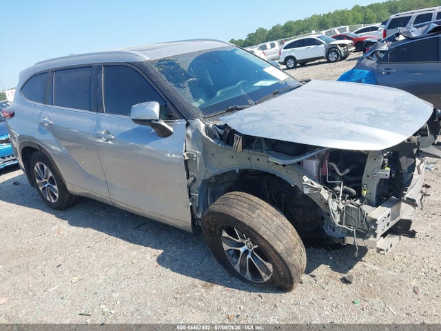 Продажа на аукционе авто 2023 Toyota Highlander Xle, vin: 5TDKDRAH4PS524717, номер лота: 45467492