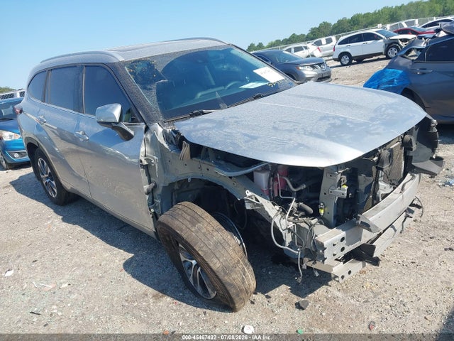 Продажа на аукционе авто 2023 Toyota Highlander Xle, vin: 5TDKDRAH4PS524717, номер лота: 45467492