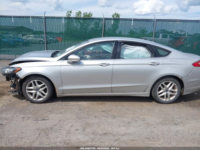 45467529 :رقم المزاد ، 3FA6P0H73GR131415 vin ، 2016 Ford Fusion Se مزاد بيع