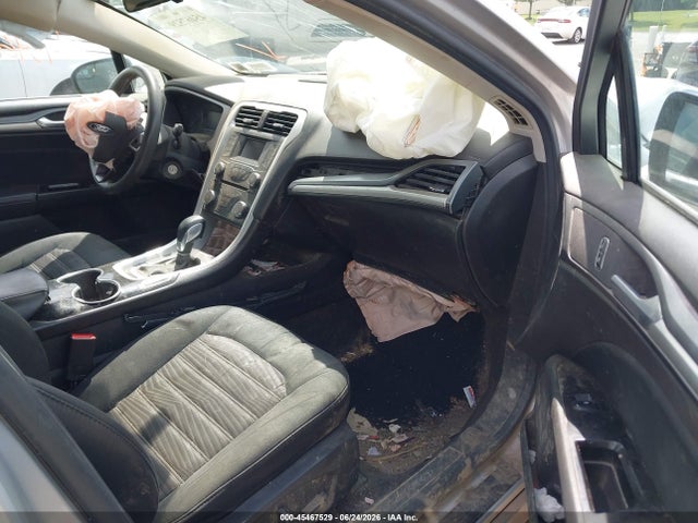 45467529 :رقم المزاد ، 3FA6P0H73GR131415 vin ، 2016 Ford Fusion Se مزاد بيع