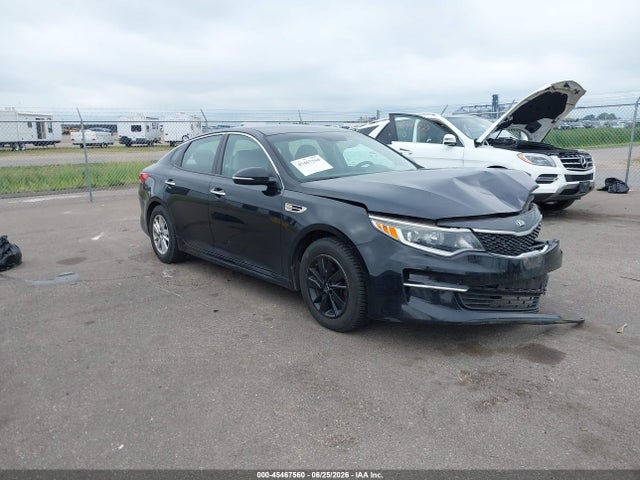 2017 Kia Optima Lx მანქანა იყიდება აუქციონზე, vin: 5XXGT4L31HG156643, აუქციონის ნომერი: 45467560
