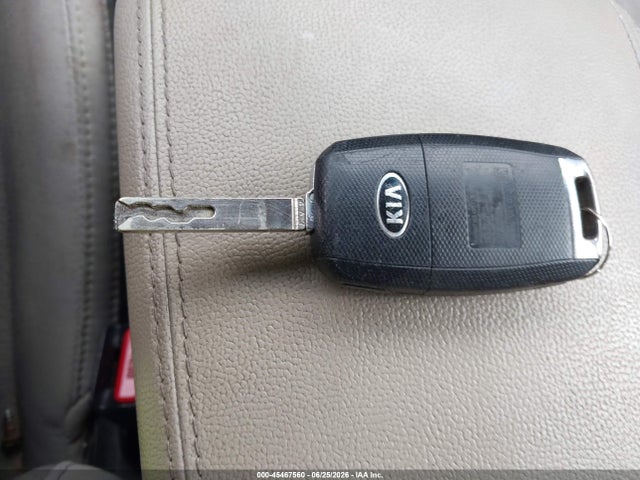 2017 Kia Optima Lx მანქანა იყიდება აუქციონზე, vin: 5XXGT4L31HG156643, აუქციონის ნომერი: 45467560