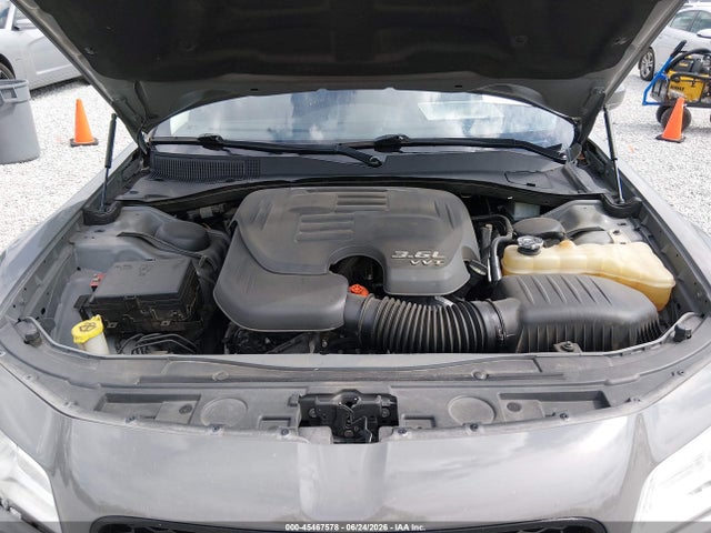 45467578 :رقم المزاد ، 2C3CCAAG2HH593717 vin ، 2017 Chrysler 300 Limited مزاد بيع