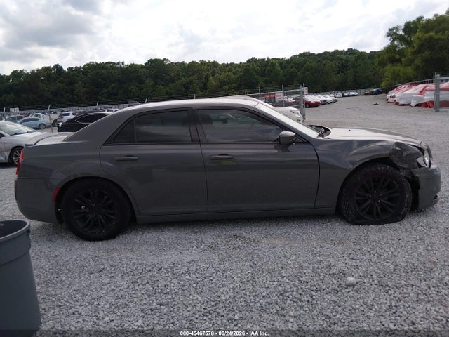 45467578 :رقم المزاد ، 2C3CCAAG2HH593717 vin ، 2017 Chrysler 300 Limited مزاد بيع