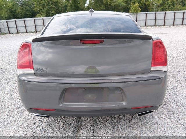 45467578 :رقم المزاد ، 2C3CCAAG2HH593717 vin ، 2017 Chrysler 300 Limited مزاد بيع