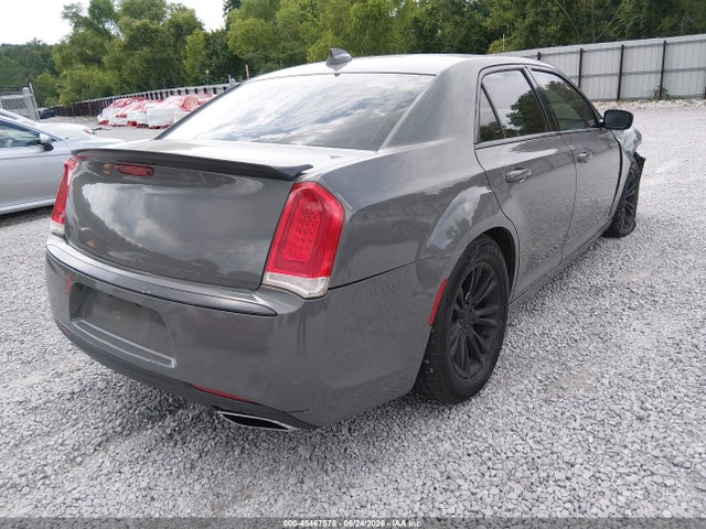 45467578 :رقم المزاد ، 2C3CCAAG2HH593717 vin ، 2017 Chrysler 300 Limited مزاد بيع