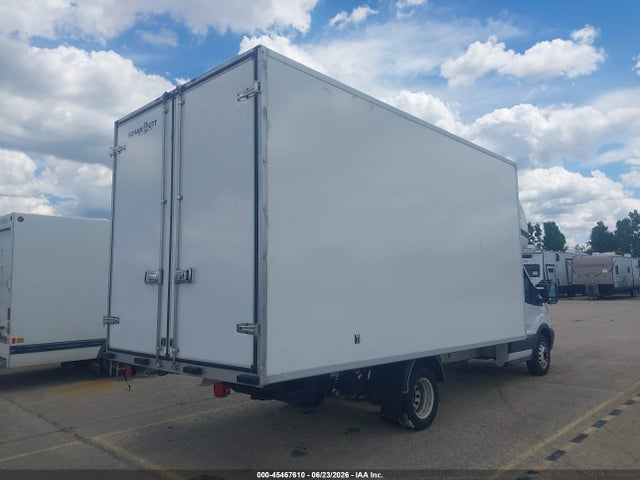 Ford Transit-350 Cab 2018 1FDBF8ZM9JKA90505 Image 4
